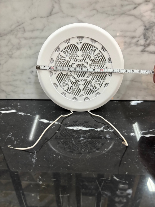 Диффузор на магнитах с вентилятором ТД100 белый цветочный орнамент 100 мм